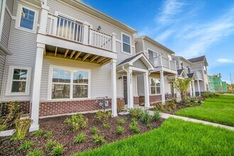 4307 Chelsea Mnr Cir in Aurora, IL - Building Photo - Building Photo