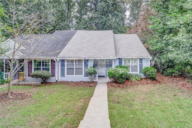 5113 Hill Farm Dr NE in Woodstock, GA - Building Photo - Building Photo