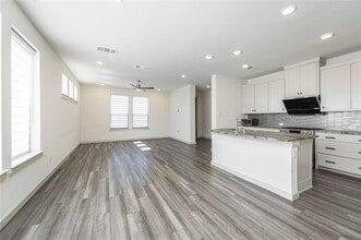 208 Spring Hill Rd in Flower Mound, TX - Building Photo - Building Photo