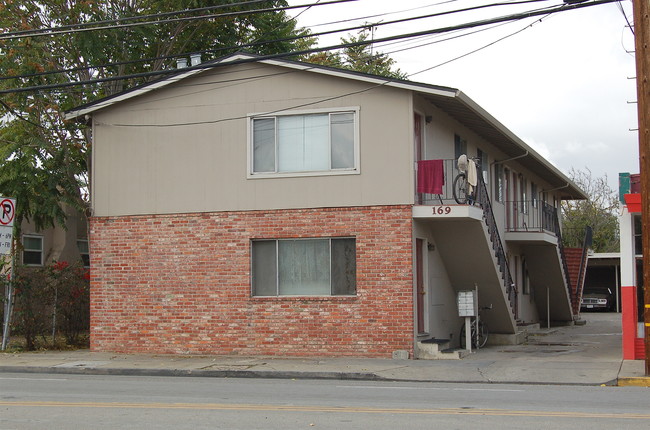 169 W Alma Ave in San Jose, CA - Building Photo - Building Photo