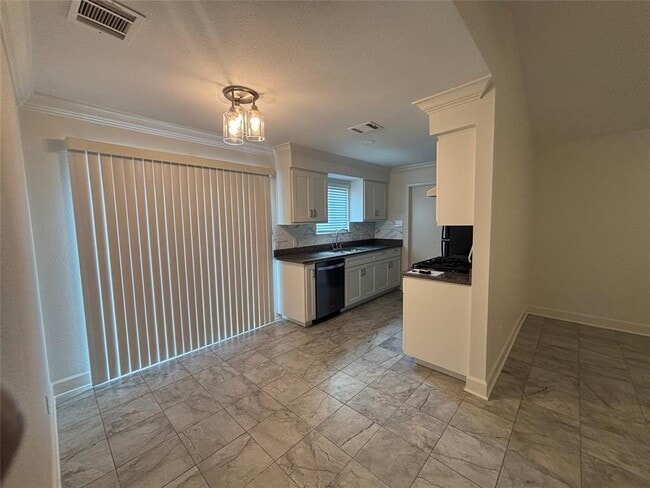 6801 Star Dr in Austin, TX - Building Photo - Building Photo