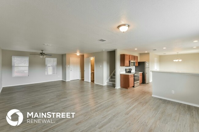 338 Spruce Breeze in San Antonio, TX - Building Photo - Building Photo