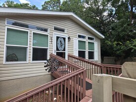 631 Andrew Ave in St. Augustine, FL - Building Photo