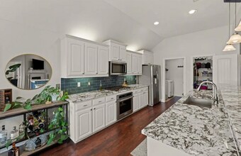 17609 Sunburst Ct in Edmond, OK - Building Photo - Building Photo