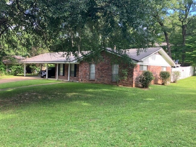property at 2148 Rachel St