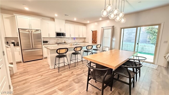 property at 600 N Carriage Hill Dr