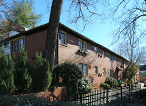 Greenwood Apartments in Atlanta, GA - Building Photo - Building Photo