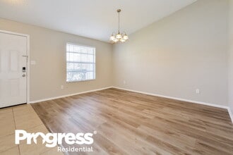 938 N Jerico Dr in Casselberry, FL - Foto de edificio - Building Photo