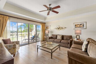 1360 Centre Ct Ridge Dr in Kissimmee, FL - Building Photo - Building Photo