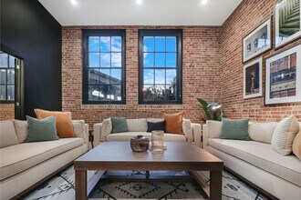 1148 S Peters St, Unit SI ID1499071P in New Orleans, LA - Building Photo - Building Photo