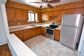 72 Rose St in Farmingdale, NY - Building Photo - Building Photo