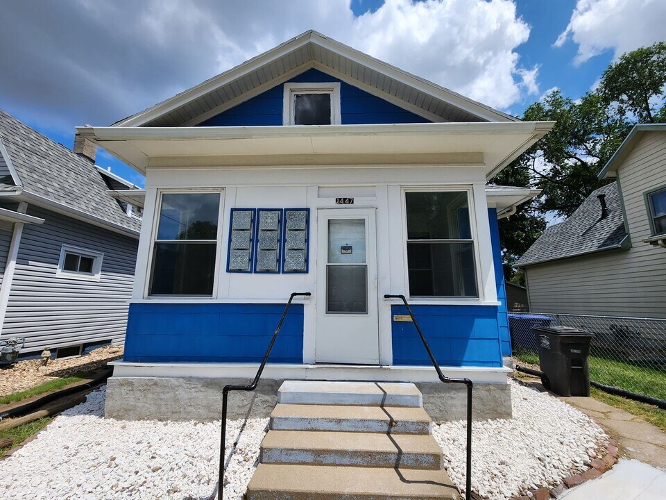 1447 13th St in Des Moines, IA - Building Photo