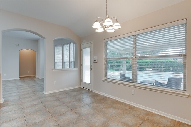 1903 Blue Water Bay Dr