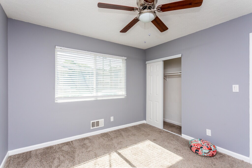 Gateway South (Formerly Yorkminster Square) Apartments in Atlanta, GA