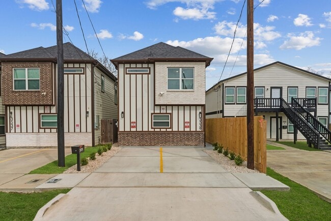3539 Mt Pleasant St in Houston, TX - Building Photo - Building Photo