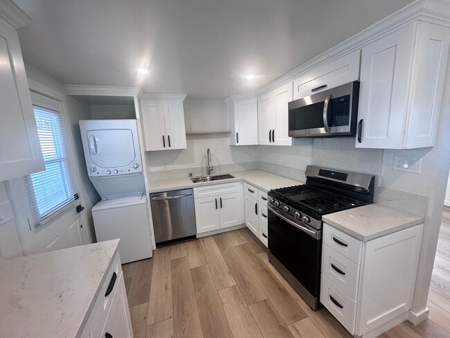 4357 Clairemont Mesa Blvd in San Diego, CA - Building Photo - Building Photo