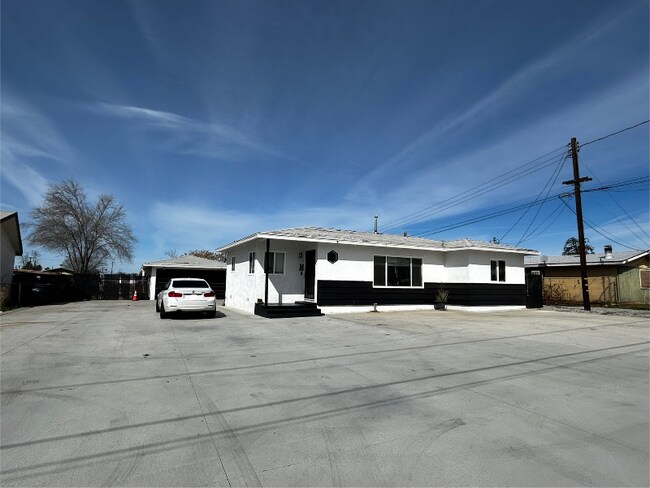 1161 Pennsylvania Ave in Beaumont, CA - Building Photo - Building Photo