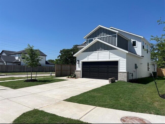 2710 Misty Meadow Ln in Missouri City, TX - Building Photo - Building Photo