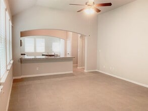 14218 Singing Oaks Trl in Houston, TX - Building Photo - Building Photo