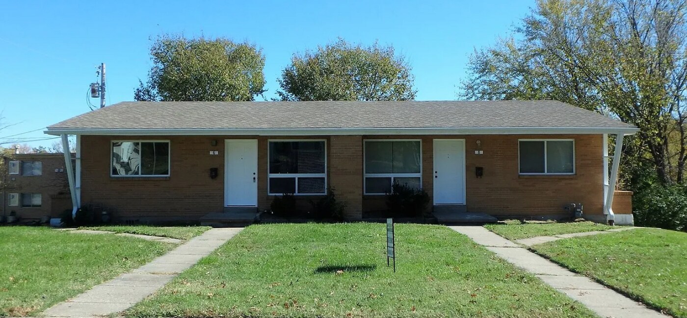 6-8 Fyfer Pl in Columbia, MO - Building Photo