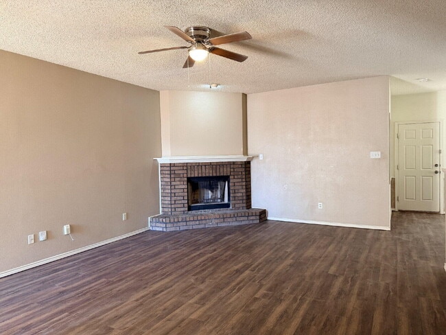 6126 16th St in Lubbock, TX - Building Photo - Building Photo