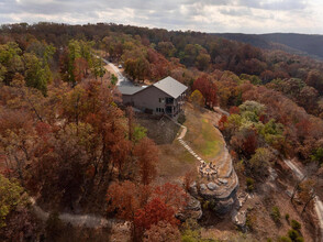 1311 Co Rd 118 in Eureka Springs, AR - Building Photo - Building Photo
