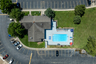 Chesterfield Village in Mount Vernon, IL - Building Photo - Building Photo