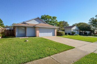 19426 Cypress Cliff Dr in Katy, TX - Building Photo - Building Photo