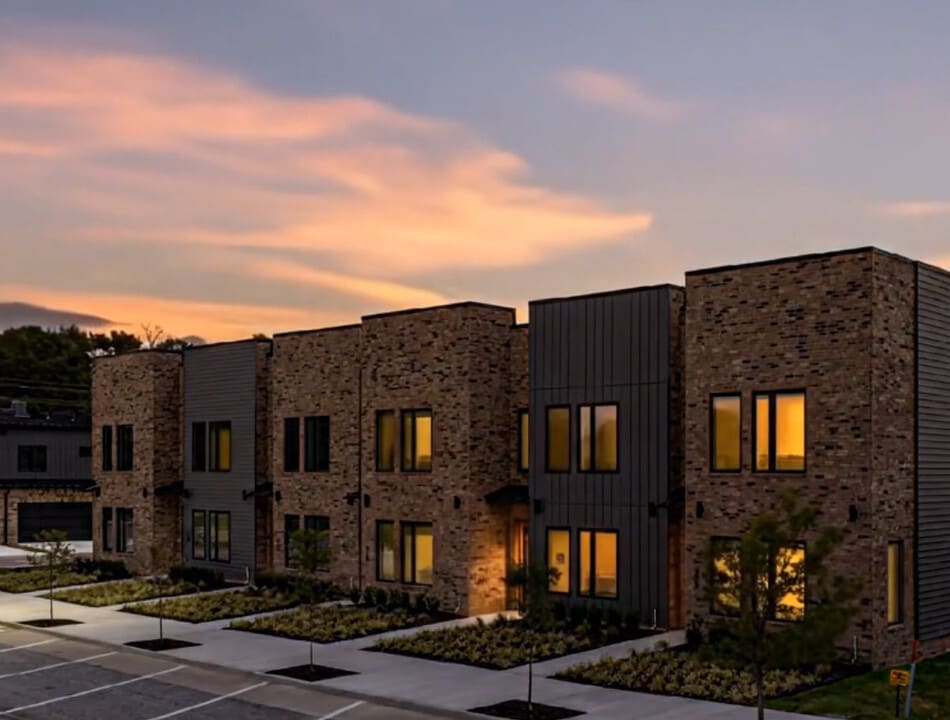 Townhomes at Scottsdale in Rogers, AR - Building Photo