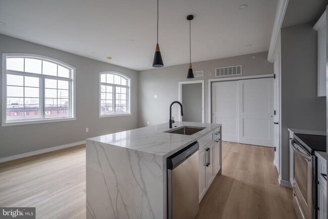 property at 2401 Washington Ave