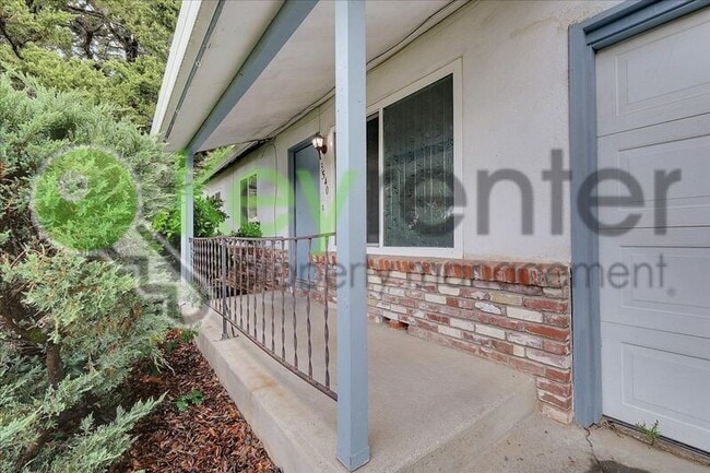 3540 Grant Park Dr in Carmichael, CA - Building Photo - Building Photo