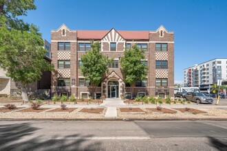 Norwich Apartments in Denver, CO - Building Photo - Building Photo