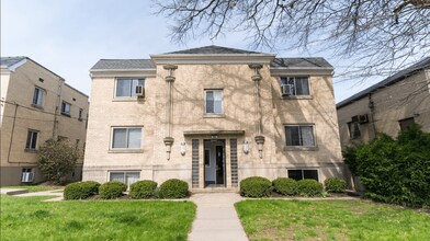 2954-2958 Madison Rd in Cincinnati, OH - Building Photo - Building Photo