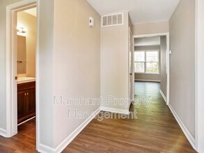 106 E Bay Ct in Mauldin, SC - Building Photo - Building Photo