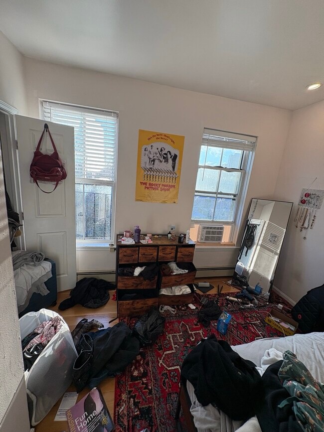 204 Northampton St, Unit 3 in Boston, MA - Foto de edificio - Building Photo