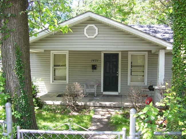 property at 1421 Stubbins St