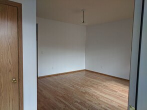 12422 NE 19th St in Vancouver, WA - Building Photo - Building Photo