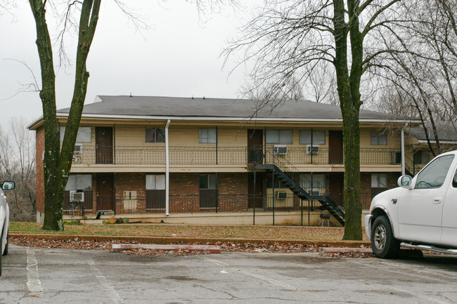 Donelson Hills Apartments in Nashville, TN - Building Photo - Building Photo