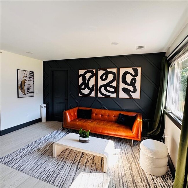 2054 Fargo Pl SE in Atlanta, GA - Building Photo - Building Photo