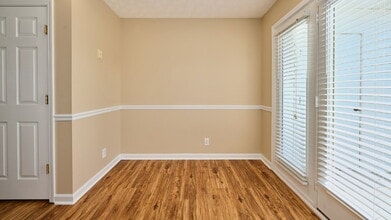 1006 Brooklyn Dr in Springfield, TN - Building Photo - Building Photo