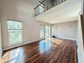 1268 Old Mill Ln in Elk Grove Village, IL - Building Photo - Building Photo