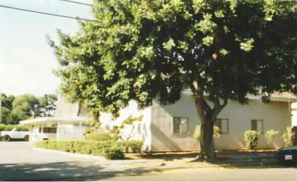 2107 Aldengate Way in Hayward, CA - Building Photo - Building Photo