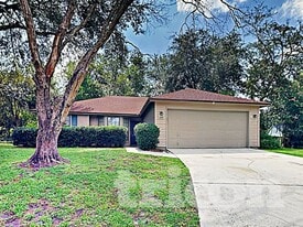 1271 Tahoe Ct in Orange Park, FL - Building Photo