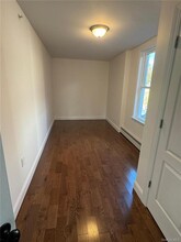 370 Broadway in Newburgh, NY - Building Photo - Building Photo