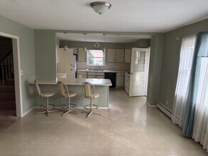 139 Lincoln Hwy in Edison, NJ - Foto de edificio - Building Photo