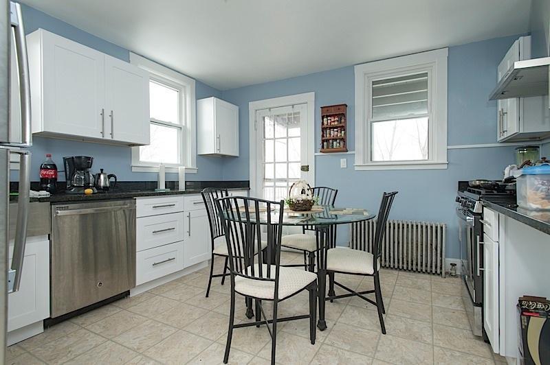 38 Cherry St, Unit 1 in Somerville, MA - Foto de edificio