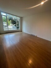 13720-13100 100 Ave in Surrey, BC - Building Photo - Building Photo