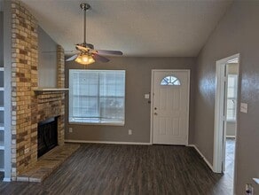 9908 Lone Eagle Dr in Fort Worth, TX - Building Photo - Building Photo