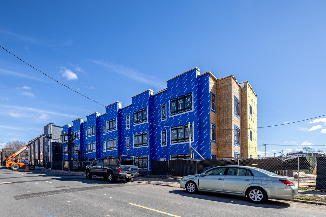 Rise Living in Newark, NJ - Building Photo