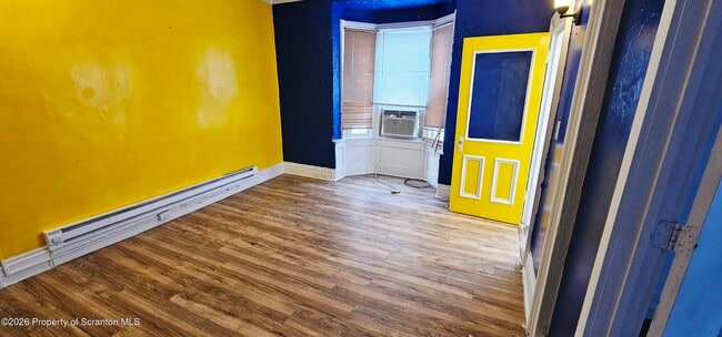 property at 1319 Washburn St